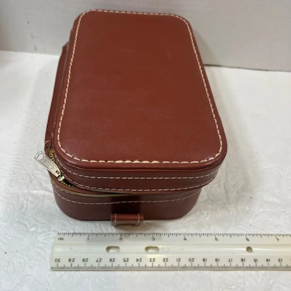 VTG Alfa Faux Leather Brown Toiletry Travel Accessory Zip Around Bag 8.5